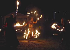 Fire dancers : De Oerspong