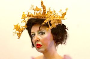 Isabella Blow / Alexander McQueen / Philip Treacy