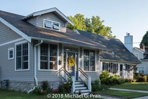 Gray with Steps and Neighbor