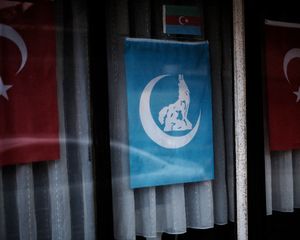 Outside Syria, outside camps #04