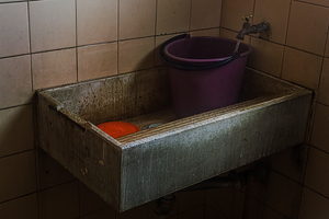 From the "Fake Memories" series / Della serie "Ricordi Fasulli"