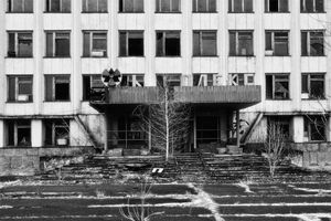 Cleanup HQ  -  the temporary headquarters of the disaster team shortly after the accident © Darren Nisbett