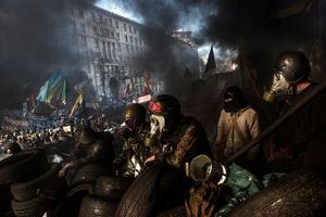 Behind Kiev's barricades_04