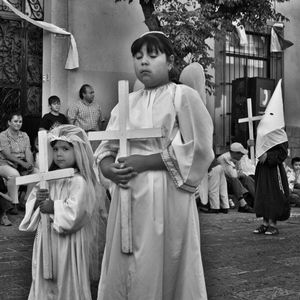 Two Angels, Quetario