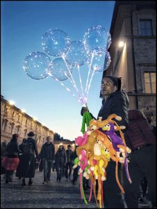 Balloon Salesman