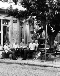 Men of Arachova