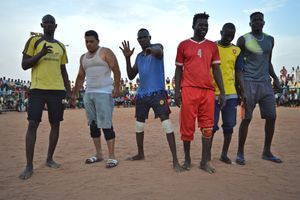 End of the day, group photo, 1