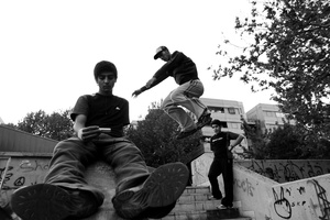 Parkour; play to display