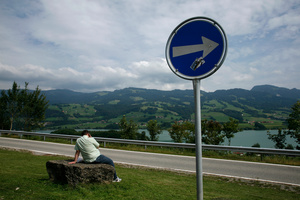Phone home; rest beside the highway; Restoroute de la Gruyère