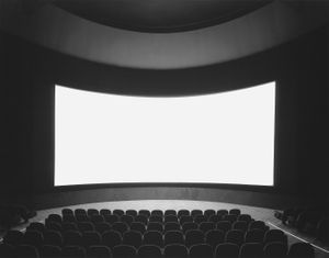 Kino Panorama, Paris, 1998 © Hiroshi Sugimoto, Yoshii Gallery