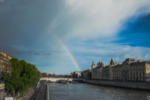 la Seine and rainbow