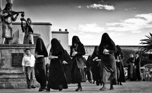 Womens' Procession, Quetario