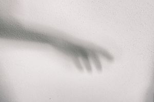 WHITE [ABSENCE] - Visions