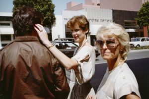 Beverly Hills #13, from the series Rodeo Drive, 1984 © Anthony Hernandez, Thomas Zander