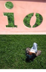 Cavalletto per recinzione lavori in corso + donna