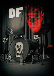 Das Fenster & the Alibis - Skull Drums