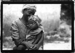 Haiti smiling Mother and child