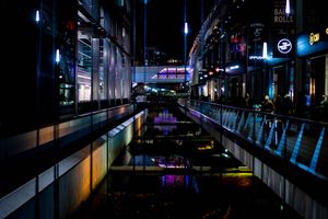 Canary Wharf after dark 9