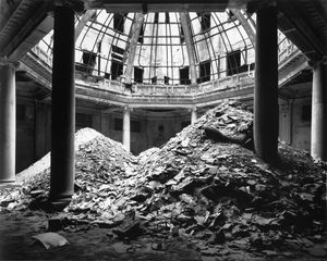 Mackinon Mackenzie Building, Calcutta, 2005 © Christopher Taylor, Tasveer
