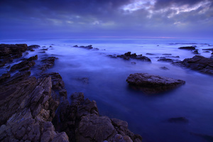 Styx / Styx was the name of one of the rivers in Hell according to the ancient Greek mythology. This rugged coast along the Atlantic Ocean reminds me of my studies in Italian literature and Dante's Inferno.