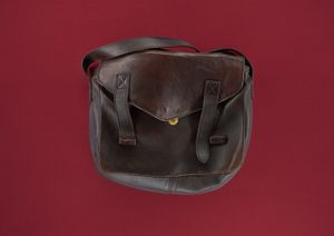 Afsaneh's Handbag, 2014 © Ali Mobasser