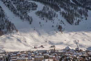 Spreading up the mountain