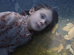 © Julia Fullerton-Batten