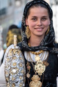 Close-up of palmitos and jewelry