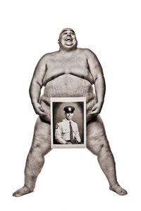 René - 34 years old - Humorist and ex-policeman