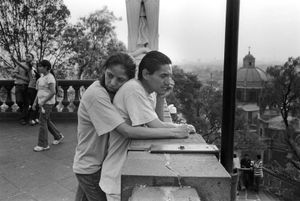 Mexico City, 2012 © Peter Kayafas