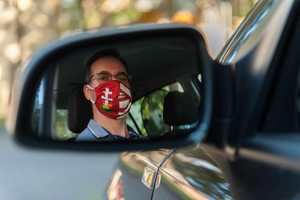 Péter, 43 years old, physician, internist | Péter, 43 éves, orvos, belgyógyász