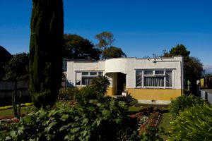 House  9