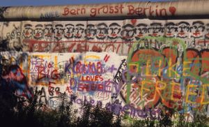 Bern Grusst Berlin