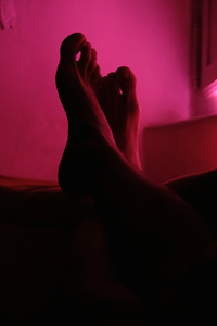 feet