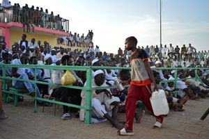 The seller of fresh water and peanuts, 1