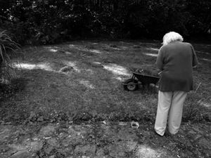 Gesves, Tante Denise.