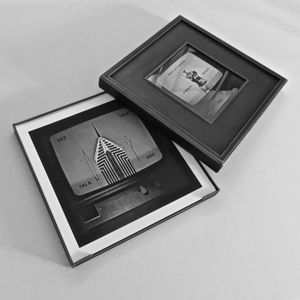 photo case open