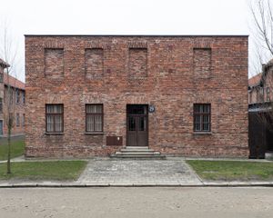 GW_Prisoners' Barracks, Block 26, Auschwitz-Birkenau Memorial and Museum, 2016