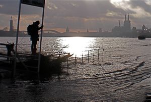 "Here comes the Flood" "Hochwasser"