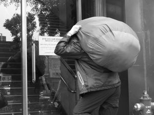 Man working in Dongdaemun market