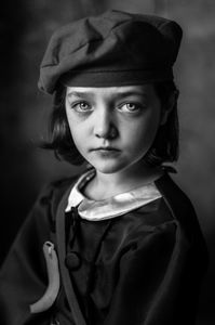 Evacuee Girl (1)