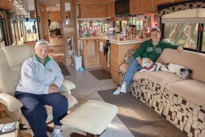 MaryAnn & Debra. Nehalem Bay State Park, OR.   ©David Gardner