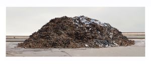 2018_series, #raw_material; ScrapmetalmountainII; 200 cm x 100 cm; Digitalprint, framed