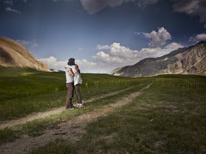 No1-Embrace series-Alireza Fani-2014.jpg