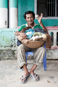 Doan Du, poultry farmer