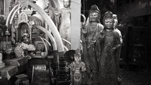 Colombo, LK ( march 2012)© Enilffo Raeppa