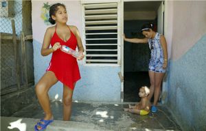 Child Mother - Guantanamo, Cuba 2016