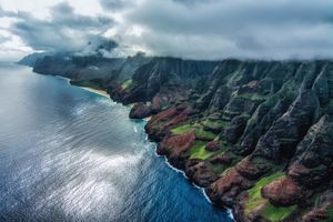 Flying Up the Na Pali Coastline/After going over the ocean from the south we headed north.