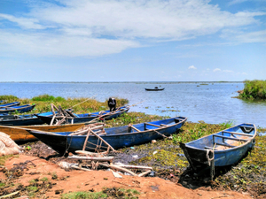 Fishing in Lake Kyoga of Uganda