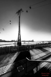 Cable Car Crossing Over Thames | 04